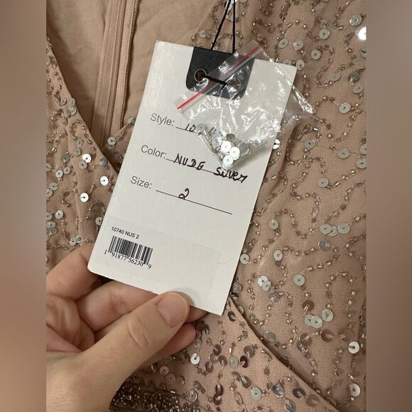 Mac Duggal | 10740 Sequin Gown With Embellished Hemline and Belt Size 2 NEW - Picture 7 of 12